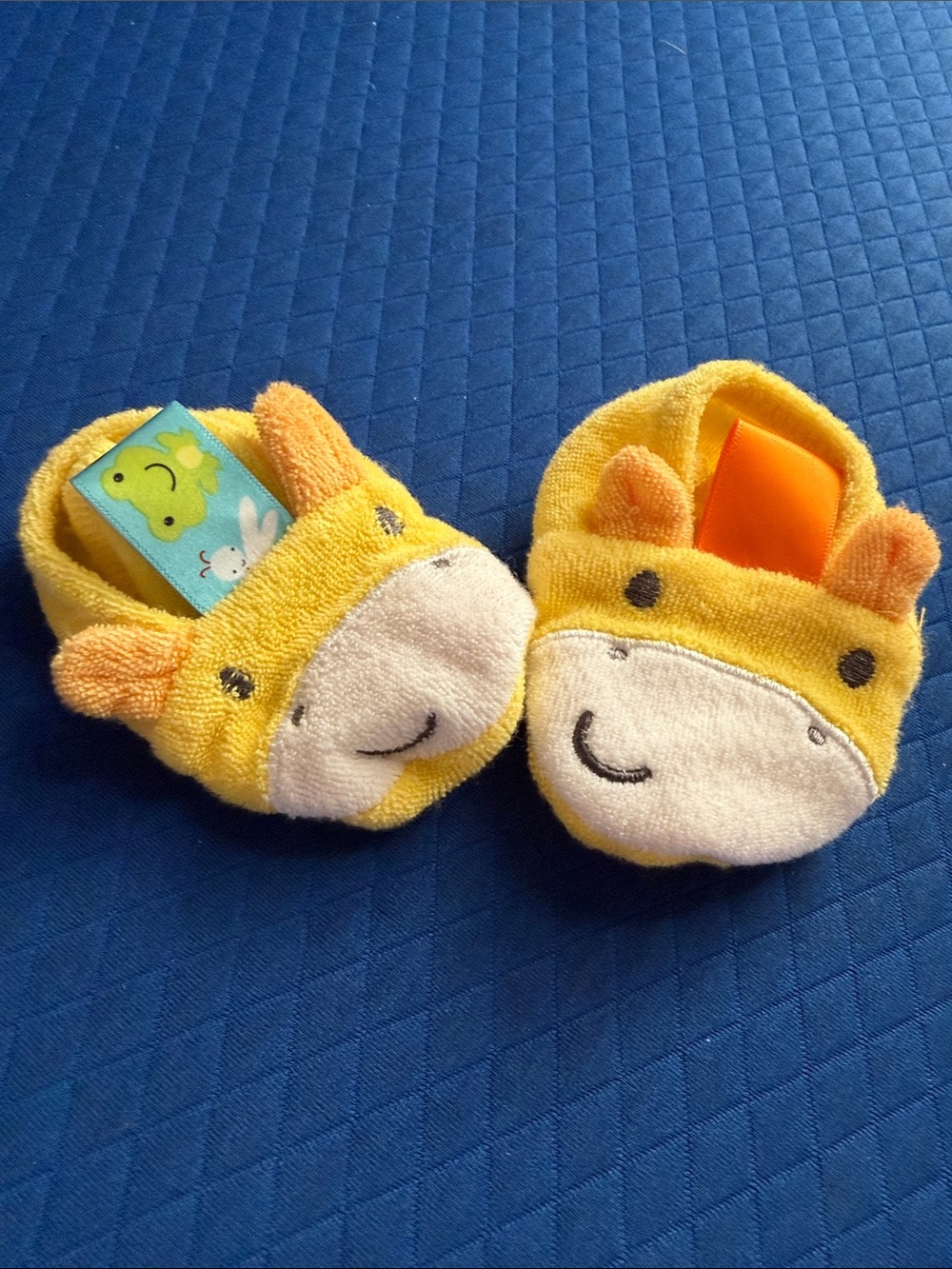 Taggies Yellow Giraffe Plush Baby Booties
